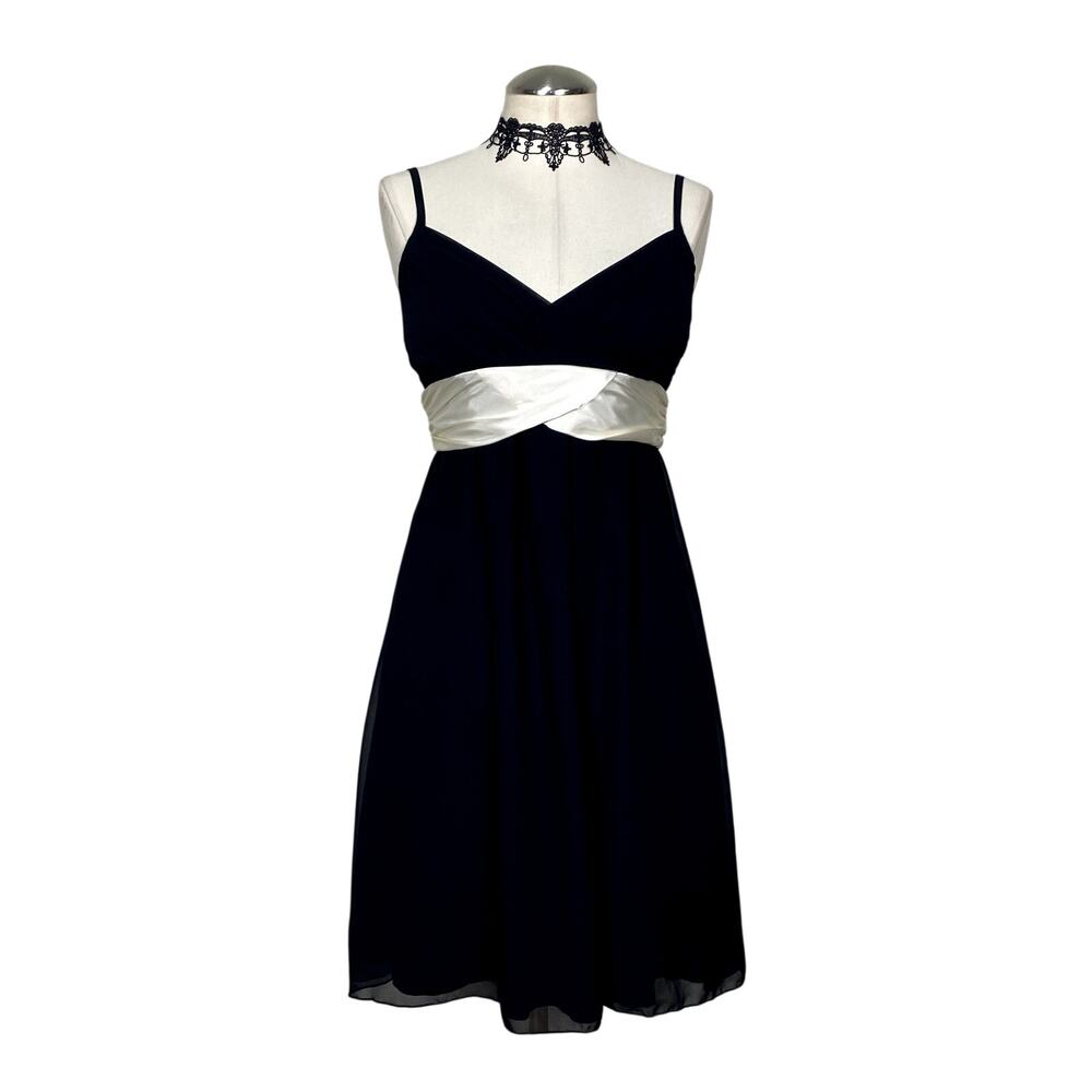 I.N. San Francisco 90's Tie Back Evening Romantic Gothic Black Tie A Line Dress